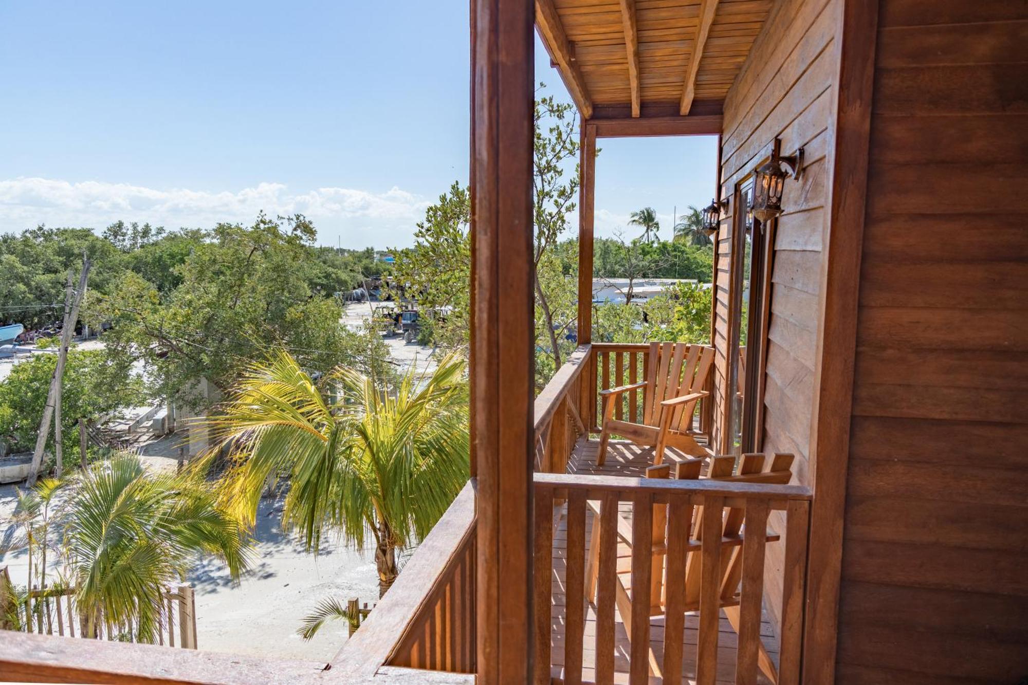 Krak-Inn Holbox - Self Check In Экстерьер фото